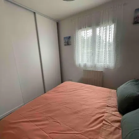 Location T2 Neuf Apartment *